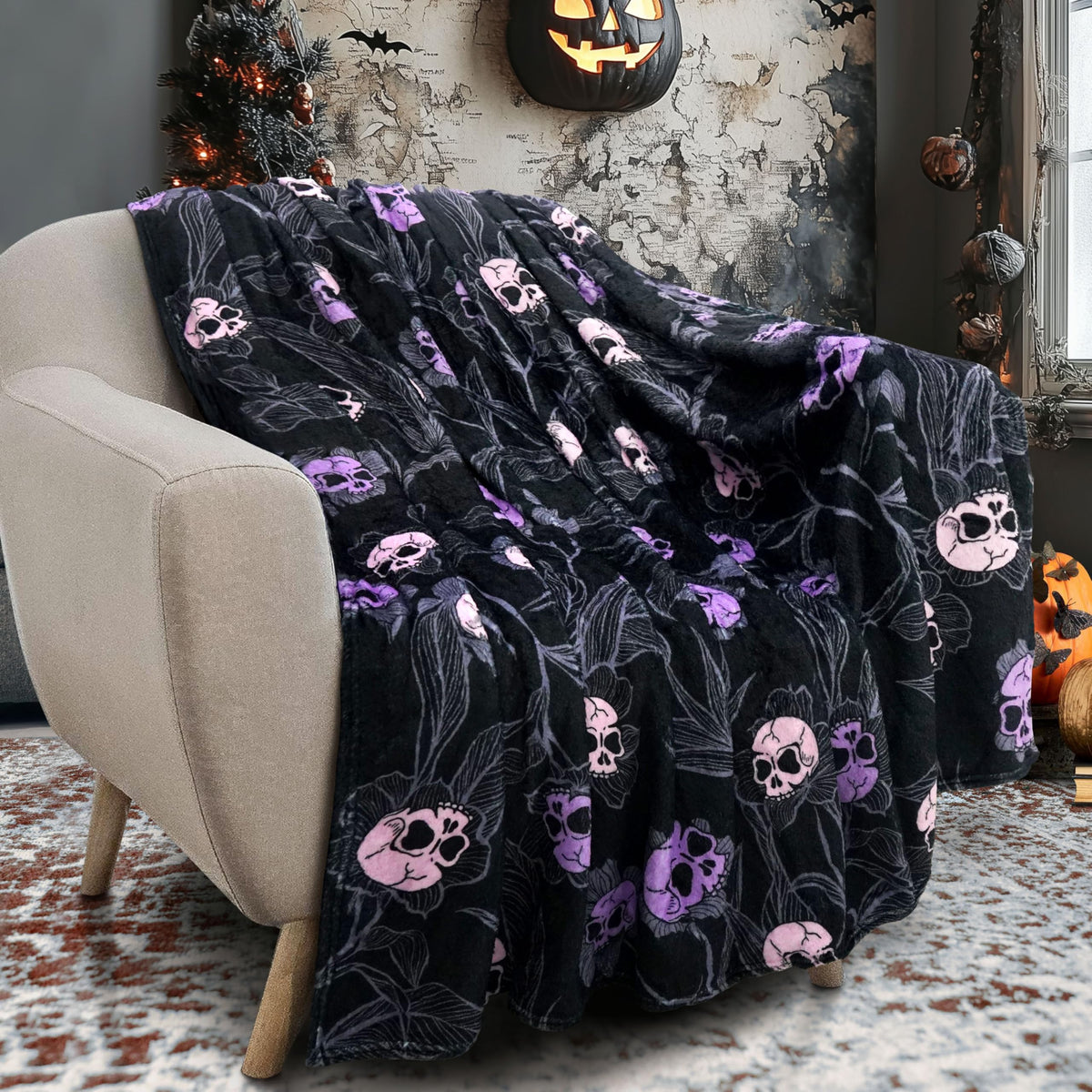 Halloween Goth Skull Throw Blanket 50x60 Inch Gothic Skeleton Blankets Soft Lightweight Cozy Plush Blanket for Halloween Decor Gifts