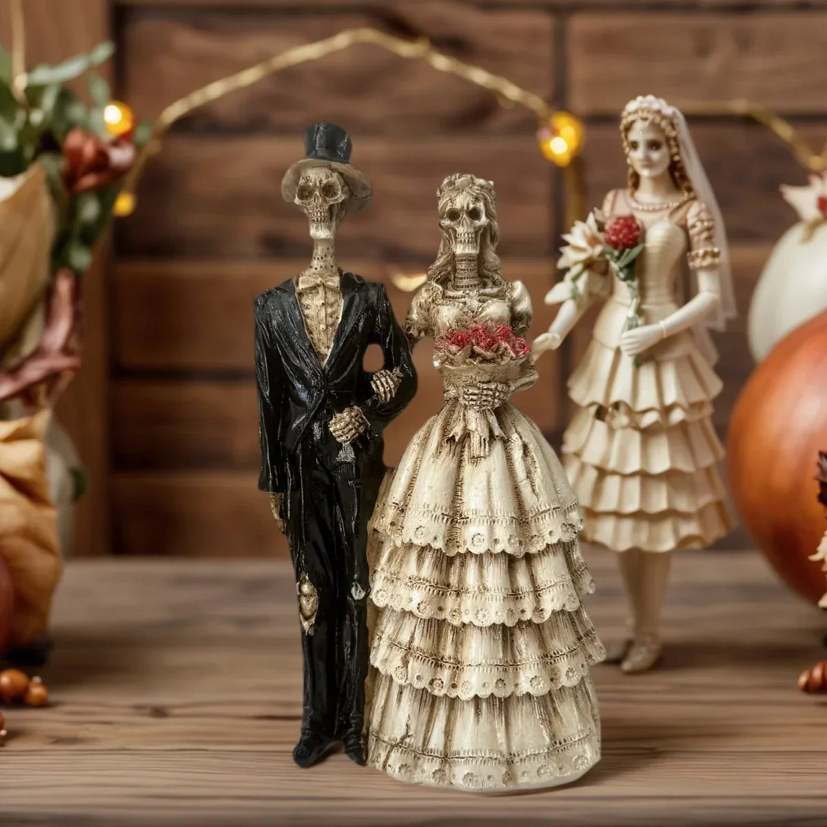1 Halloween Couple Skeleton Statue Ornament, Vintage Wedding Dress Style, Home Desktop Party Decoration, Spooky and Romantic Atmosphere Item